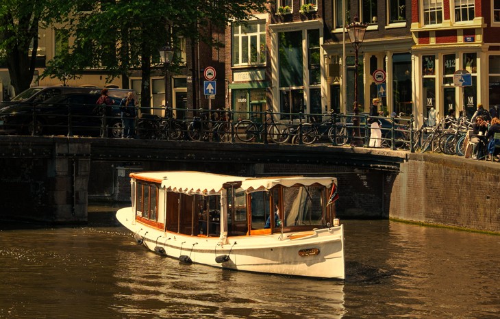 10% korting op de boothuur van een privévaart in Amsterdam