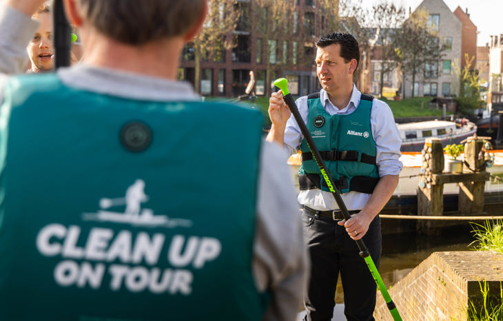 Verschillende Clean up on Tour edities in de zomervakantie