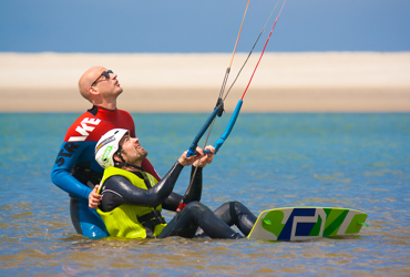 Lesgeven Kitesurfen c. Shutterstock